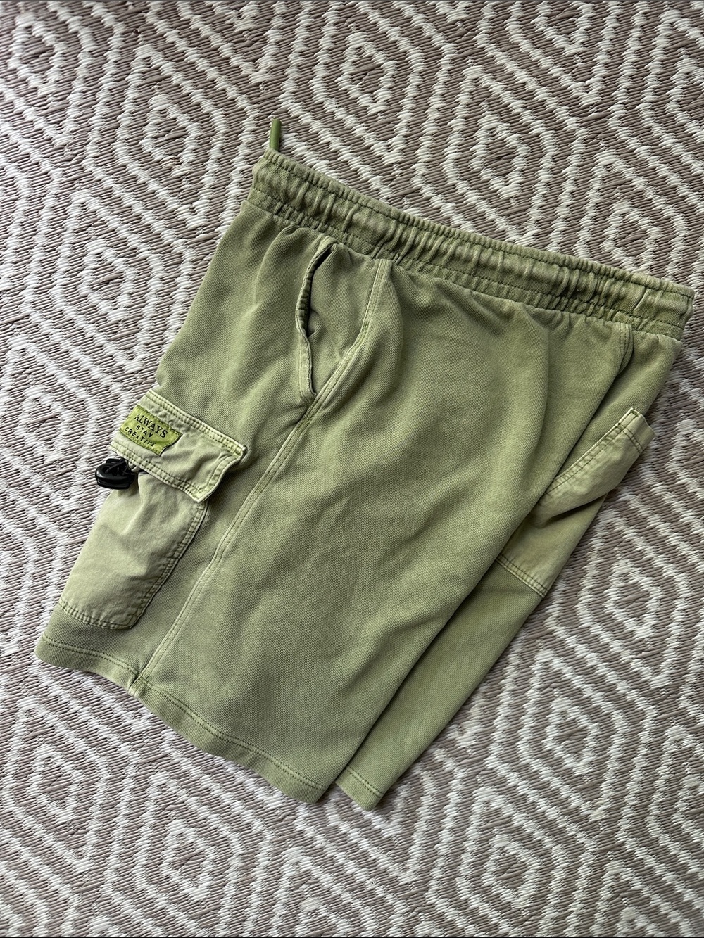 ZARA Always Stay Creative Olive Green Cargo Bungee Pocket Shorts - Picture 9 of 9